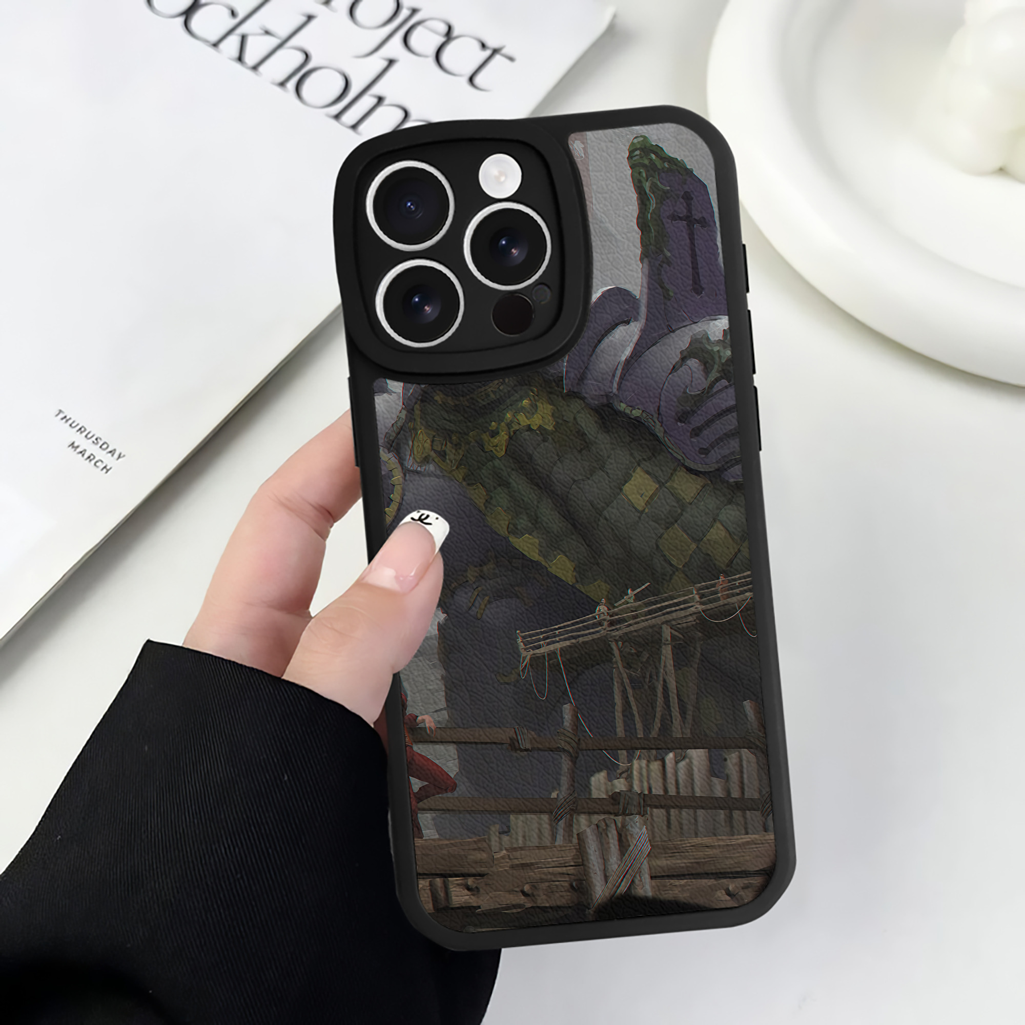 （画像用） EVA 新世紀エヴァンゲリオン 【iPhone 16シリーズ対応】シリコンスマホケース（レザー調） 材質：シリコン